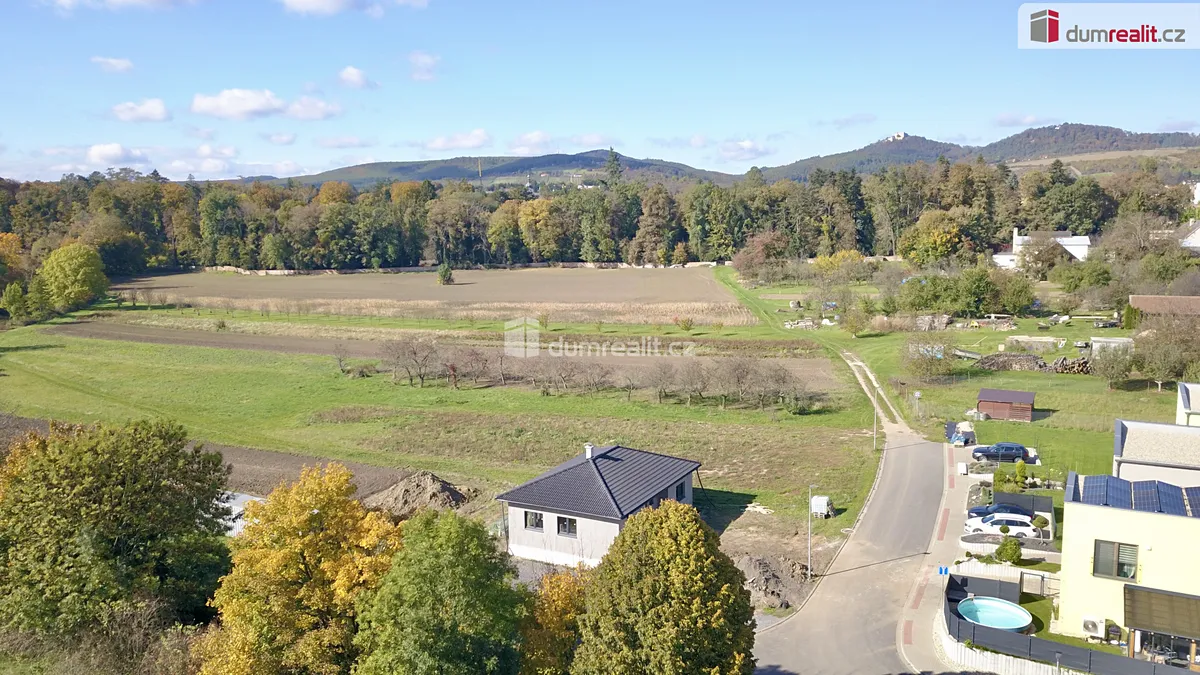 Prodej stavebního pozemku 1515 m²